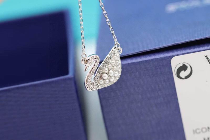 Swarovski Necklace 06yxh12